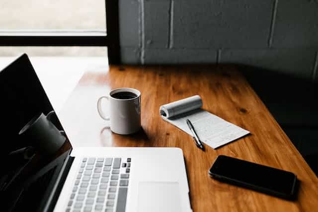How to Emphasize the Remote Working Potential of your Listing