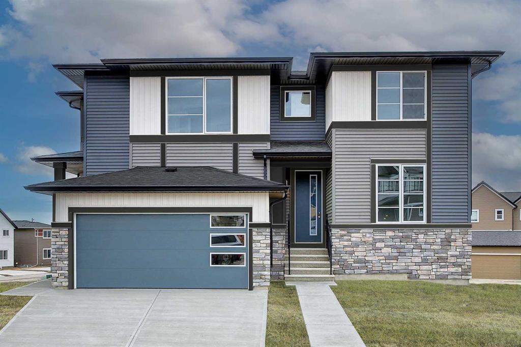 Sold: 348 Lawthorn Way, Airdrie, AB T4A 3M7