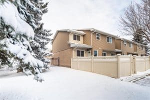 Sold: 5520 1 Avenue SE #27, Calgary, AB T2A 5Z7